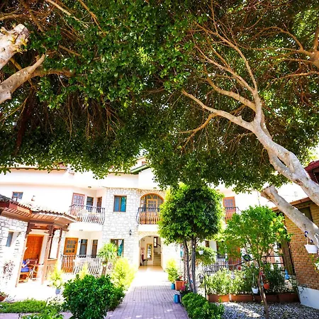 Aparthotel Sahin