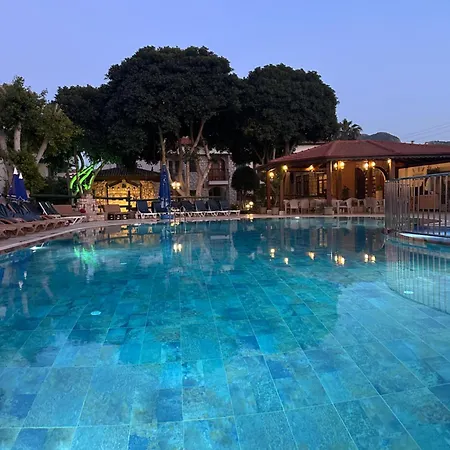 Ξενοδοχείο με διαμερίσματα Sahin