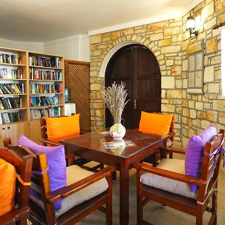 Ξενοδοχείο με διαμερίσματα Sahin