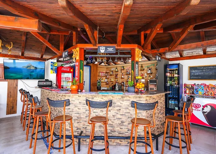 מלון דירות Sahin 4*